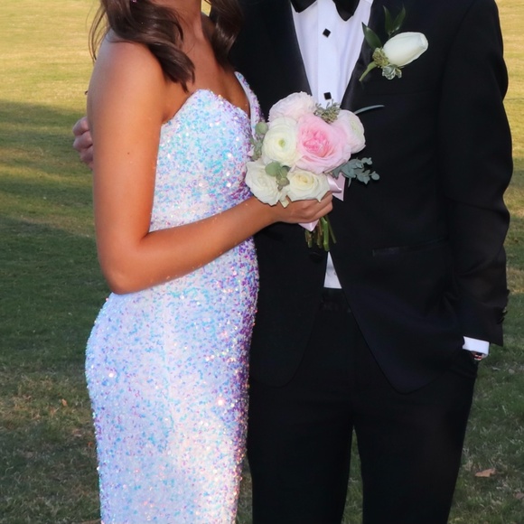 Portia and Scarlett White Iridescent Dress - Picture 2 of 3